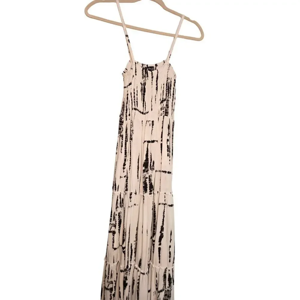 Black & White Tie-Dye‎ Maxi Dress With Spaghetti Straps By Blanc Du France - Picture 6 of 10